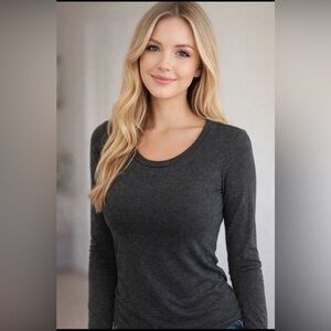 Wilfred Free Charcoal Gray Long Sleeve Top XS – Soft Stretch Crewneck